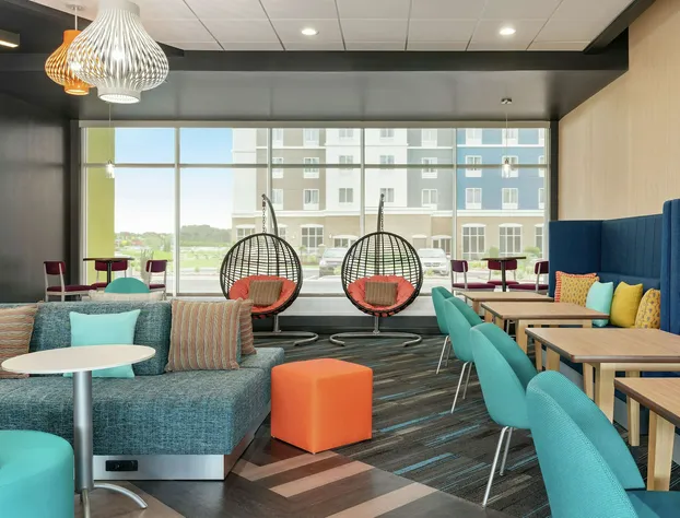 Tru by Hilton Florence I-95 hotel detail image 4