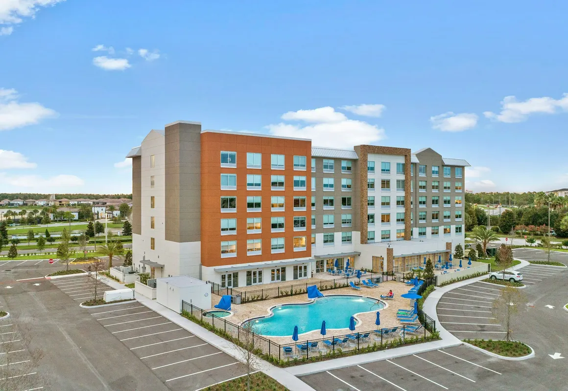 Holiday Inn Express & Suites Orlando - Lake Buena Vista by IHG hotel hero