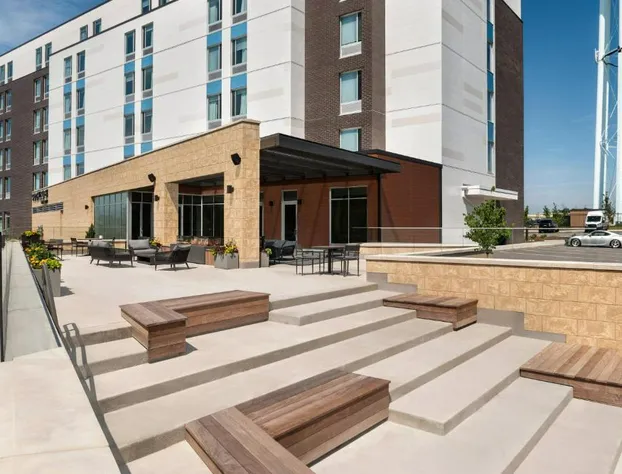 SpringHill Suites by Marriott Milwaukee West/Wauwatosa hotel detail image 2