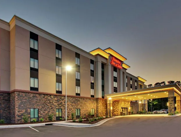 Hampton Inn & Suites Southport hotel detail image 1