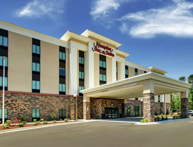 Hampton Inn & Suites Southport hotel detail image 3