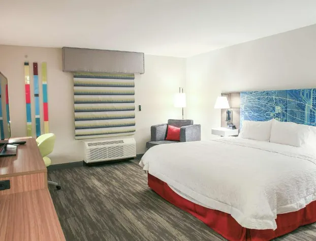 Hampton Inn & Suites Mount Laurel/Moorestown hotel detail image 4