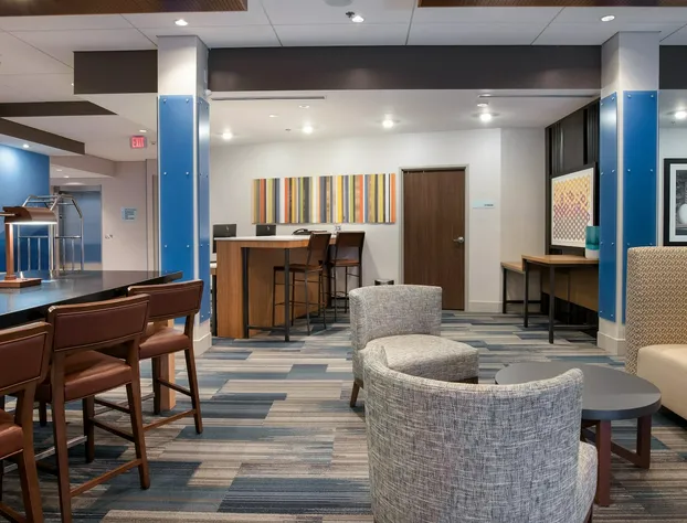 Holiday Inn Express & Suites Racine by IHG hotel detail image 4