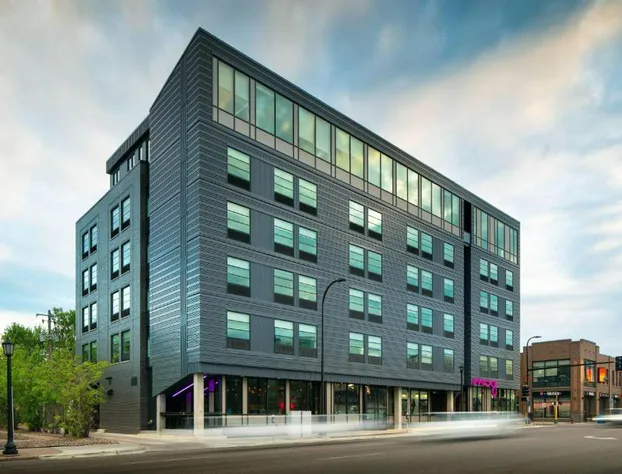 MOXY Minneapolis Uptown hotel detail image 1