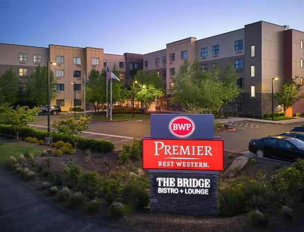 Best Western Premier Hotel at Fisher's Landing hotel detail image 1