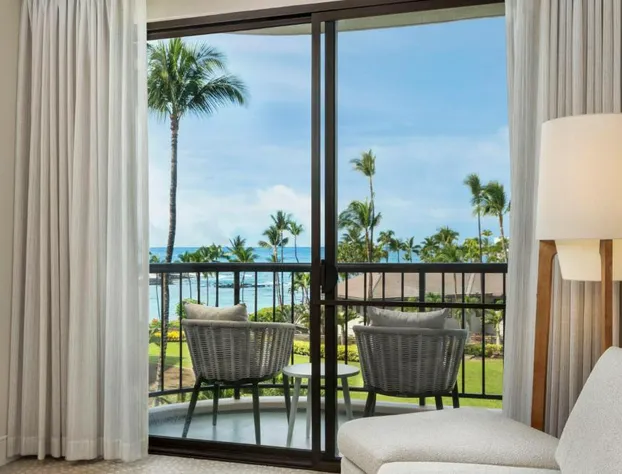 Hilton Waikoloa Village hotel detail image 2
