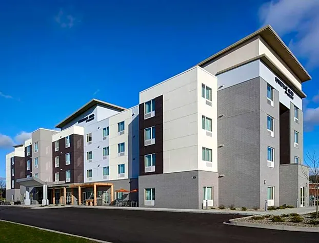 TownePlace Suites by Marriott Grand Rapids Airport hotel detail image 1