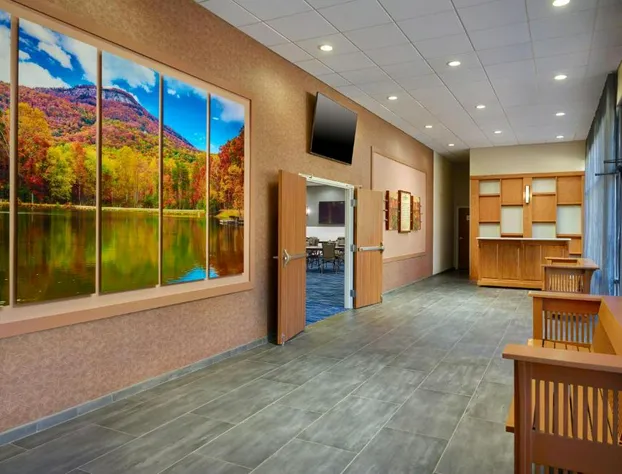 Fairfield Inn & Suites by Marriott Helen hotel detail image 3