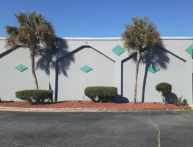 Econo Lodge hotel detail image 4