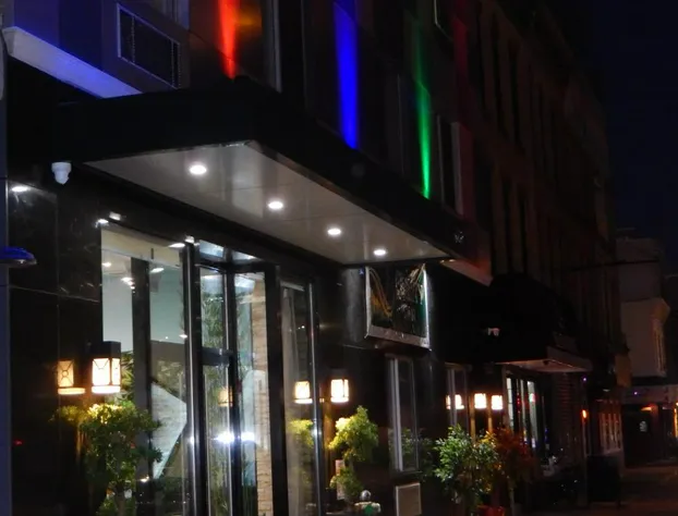 Quality Inn near Sunset Park hotel detail image 1