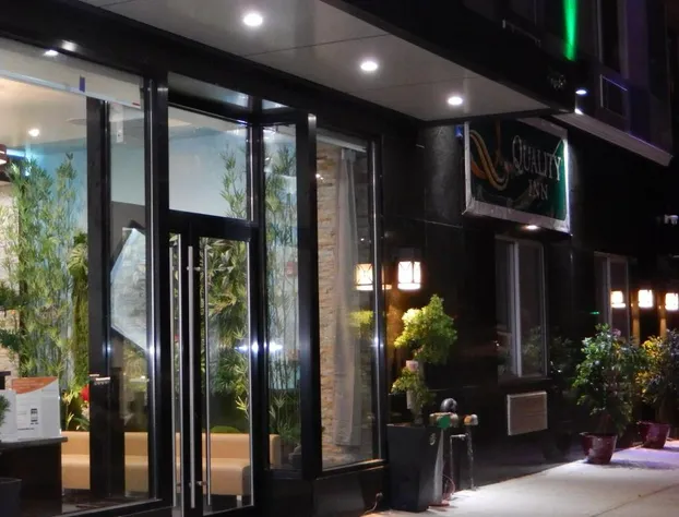 Quality Inn near Sunset Park hotel detail image 2