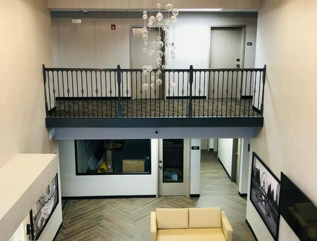 Super 8 by Wyndham St. Louis North hotel detail image 4