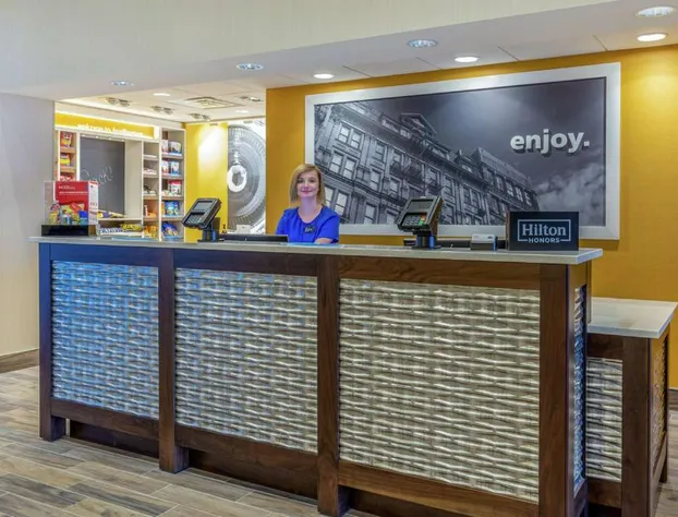 Hampton Inn & Suites Burlington hotel detail image 2