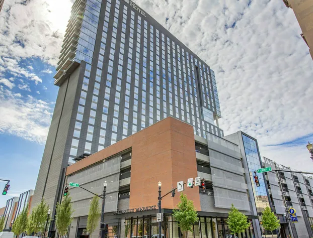 Omni Louisville Hotel hotel detail image 3