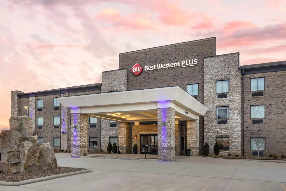 Best Western Plus Owensboro hotel hero