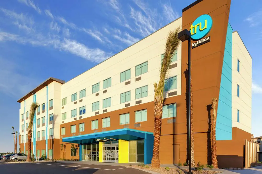 Tru by Hilton Gilbert hotel hero