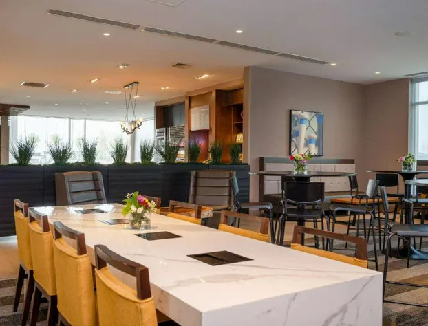 Wyndham Westfield hotel detail image 2