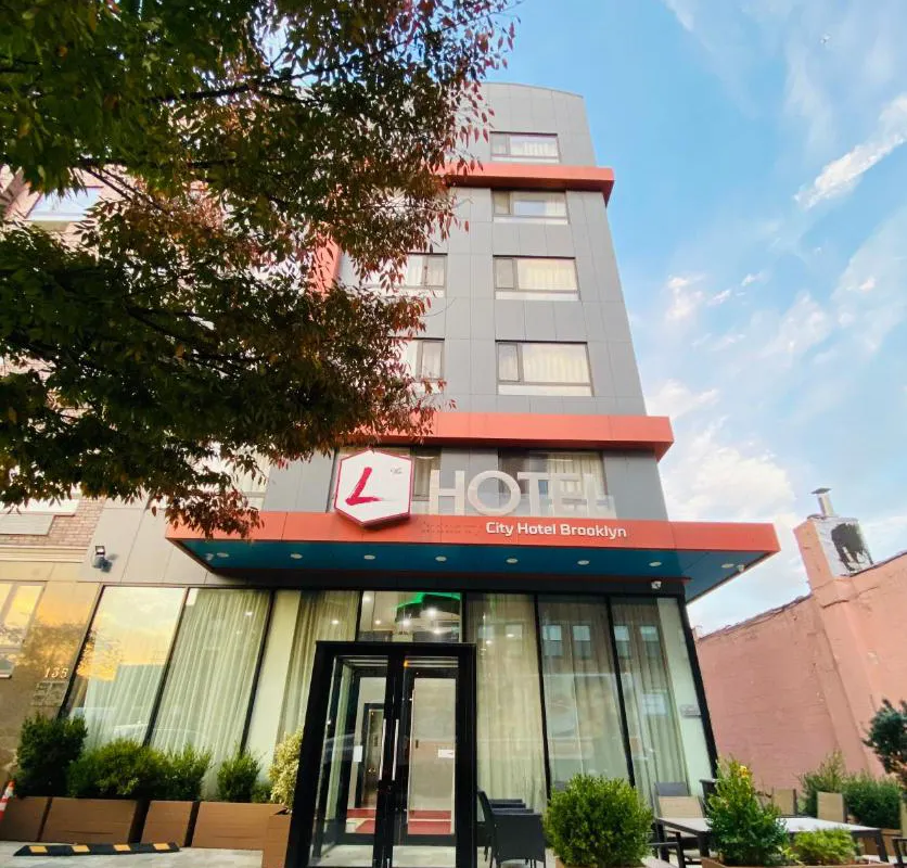 The L Hotel hotel hero