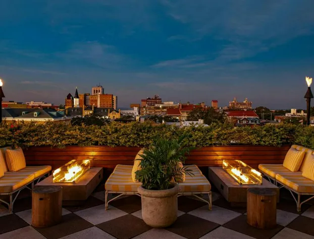 Perry Lane Hotel, A Luxury Collection Hotel, Savannah hotel detail image 3