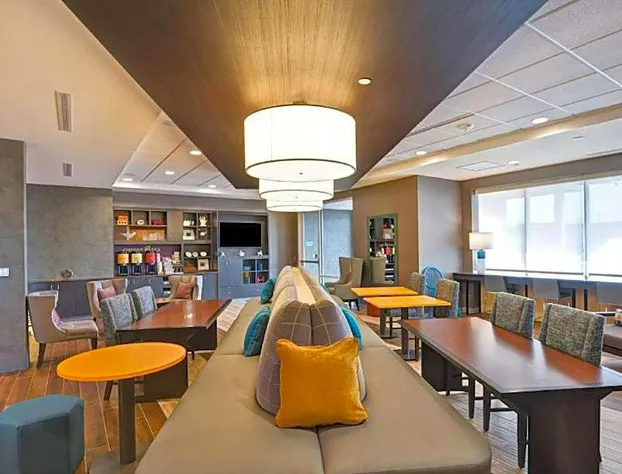 Home2 Suites by Hilton Green Bay hotel detail image 4