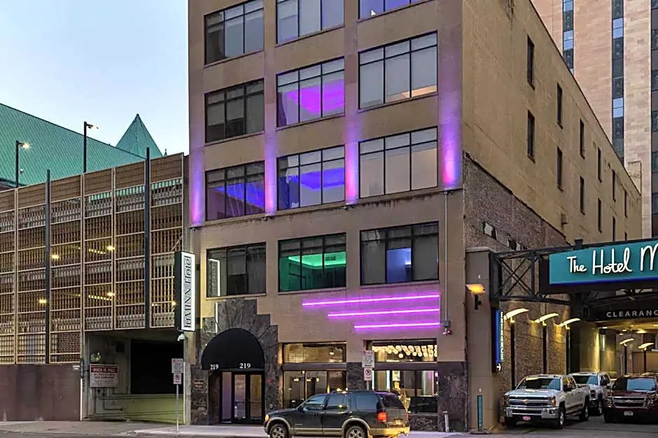 Luminn Hotel Minneapolis hotel hero