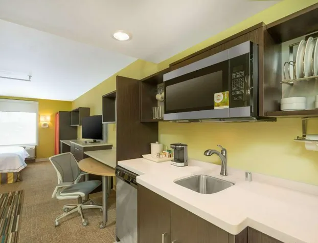 Home2 Suites by Hilton Bowling Green Hotel hotel detail image 4