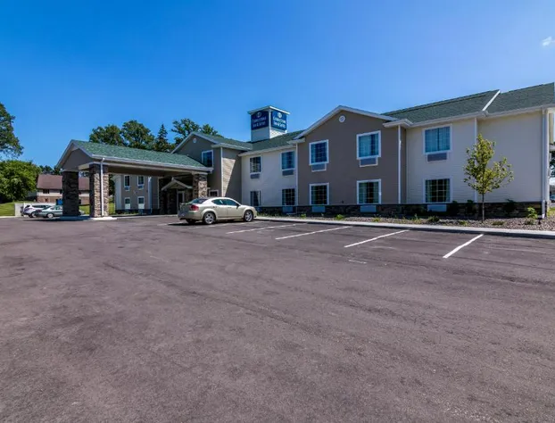 Cobblestone Inn & Suites - Barron hotel detail image 1