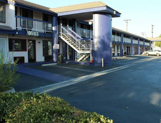 Travelodge by Wyndham Buena Park hotel detail image 1