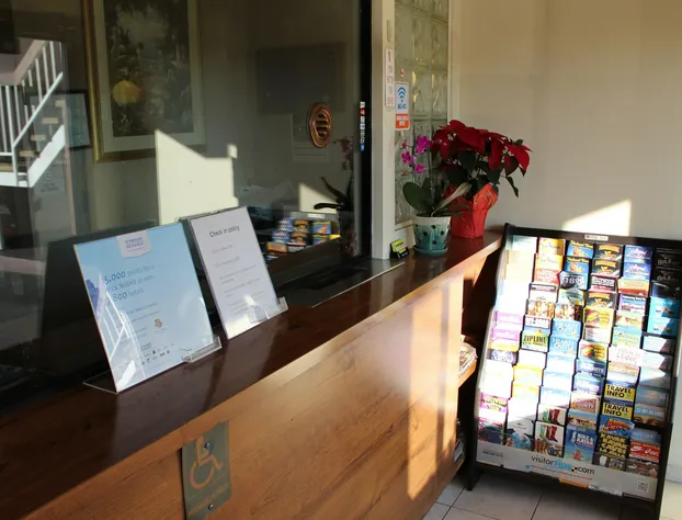 Travelodge by Wyndham Buena Park hotel detail image 2