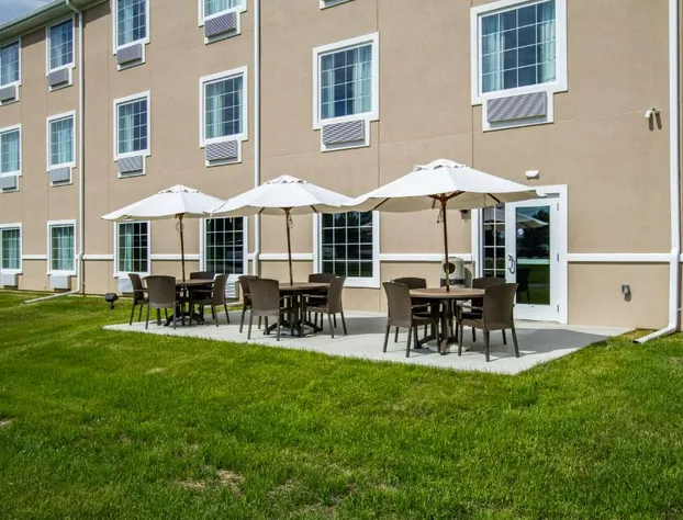 Cobblestone Hotel & Suites - Orrville hotel detail image 3