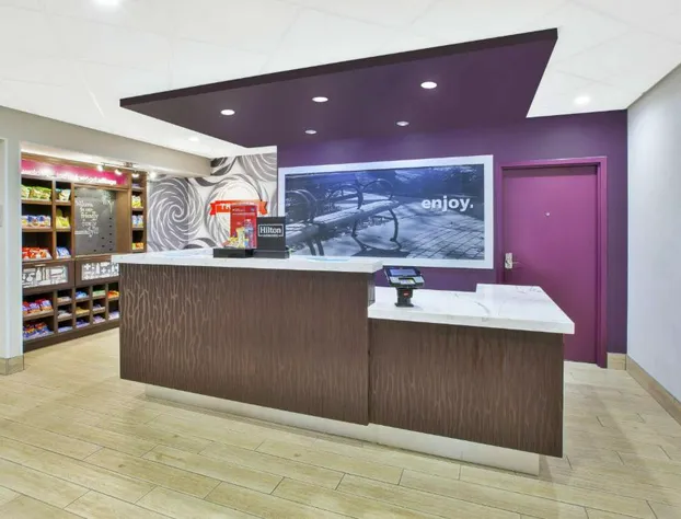 Hampton Inn & Suites Oakwood Village-Cleveland hotel detail image 4