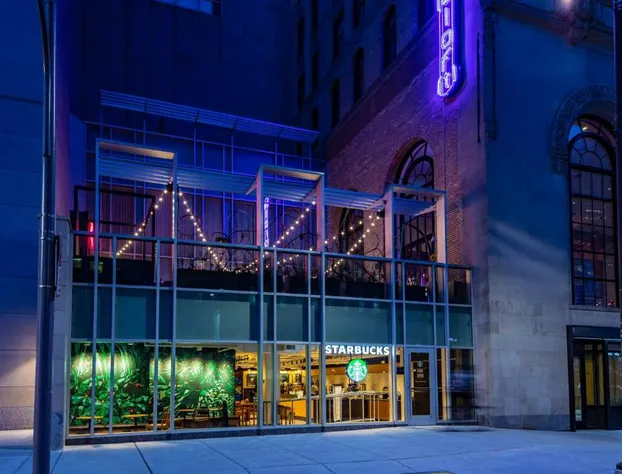 Aloft Philadelphia Downtown hotel detail image 1