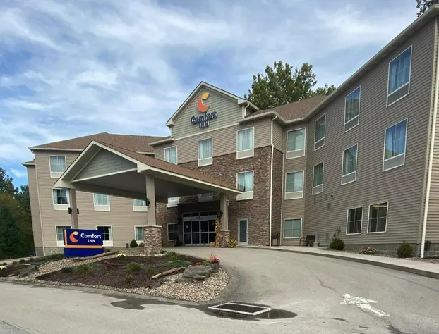 Comfort Inn Connellsville Riverview hotel detail image 1