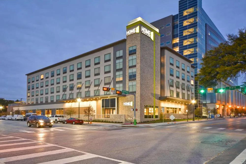 Home2 Suites by Hilton Dallas Downtown at Baylor Scott & White hotel hero
