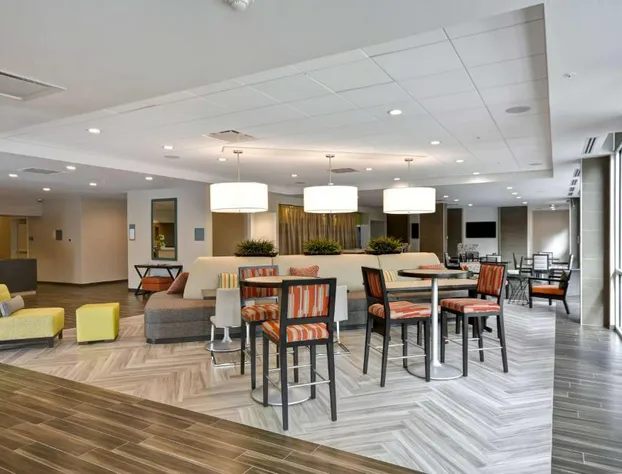Home2 Suites by Hilton Dallas Downtown at Baylor Scott & White hotel detail image 3