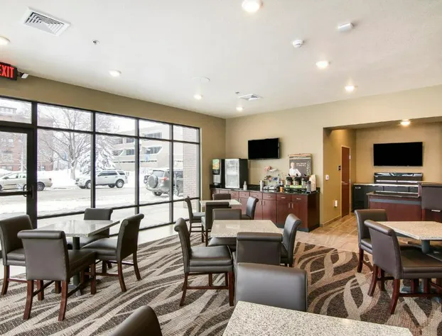 Cobblestone Inn & Suites at UW Stout Downtown Menomonie hotel detail image 1