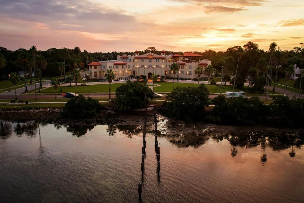 Fenway Hotel Autograph Collection hotel hero