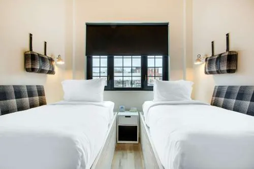 Gowanus Inn & Yard Hotel hotel detail image 2
