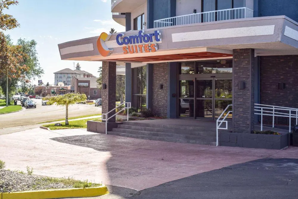 Comfort Suites Idaho Falls hotel hero