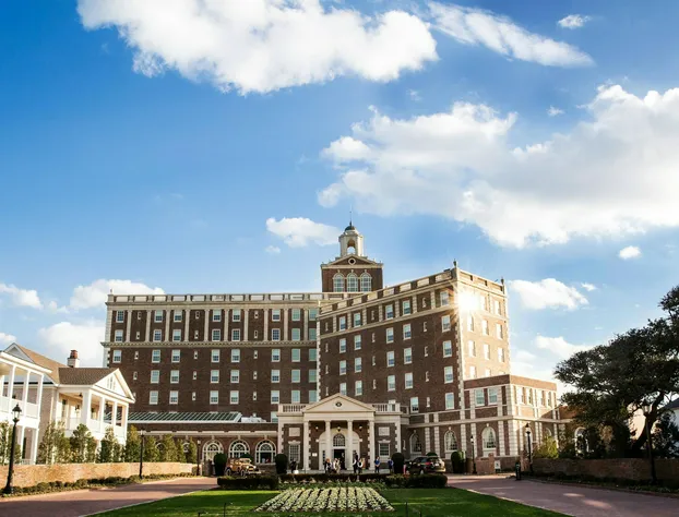 The Historic Cavalier Hotel and Beach Club, Autograph Collection hotel detail image 2