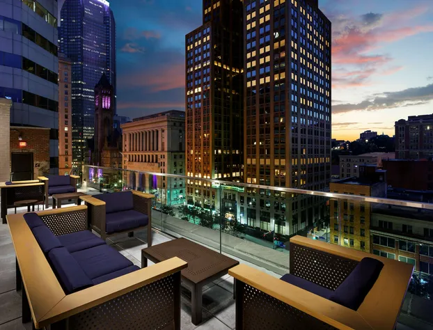 Joinery Hotel Pittsburgh, Curio Collection by Hilton hotel detail image 4