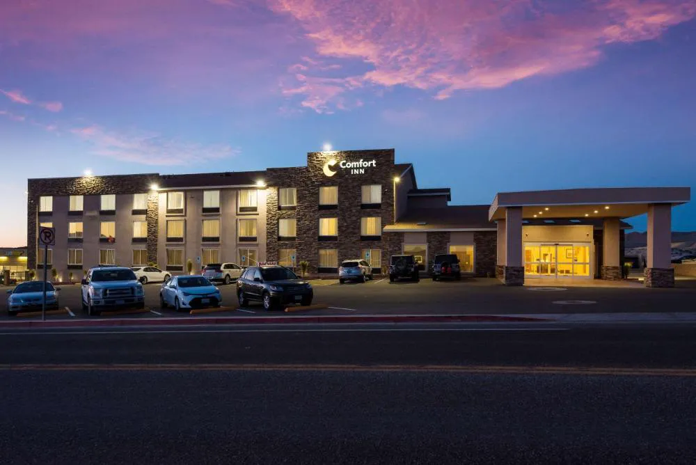 Comfort Inn Tonopah hotel hero
