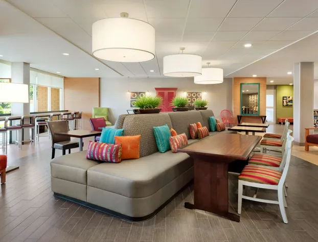 Home2 Suites by Hilton Menomonee Falls Milwaukee hotel detail image 2