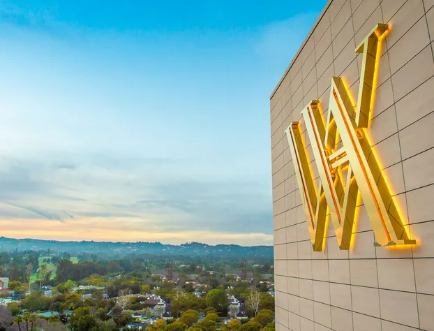 Waldorf Astoria Beverly Hills hotel detail image 1