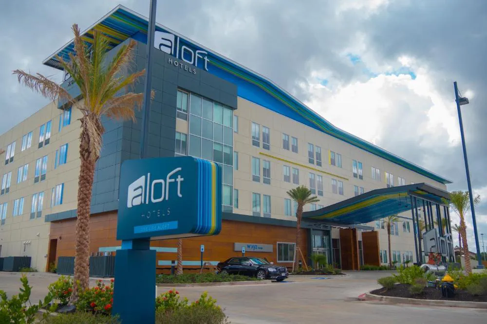 Aloft Corpus Christi hotel hero