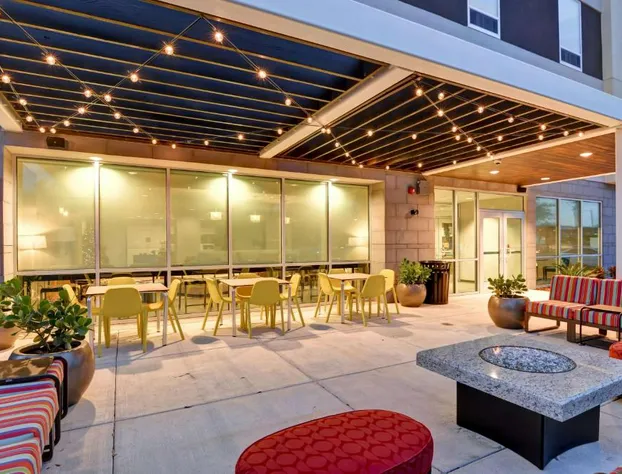 Home2 Suites by Hilton Tampa USF Near Busch Gardens hotel detail image 3