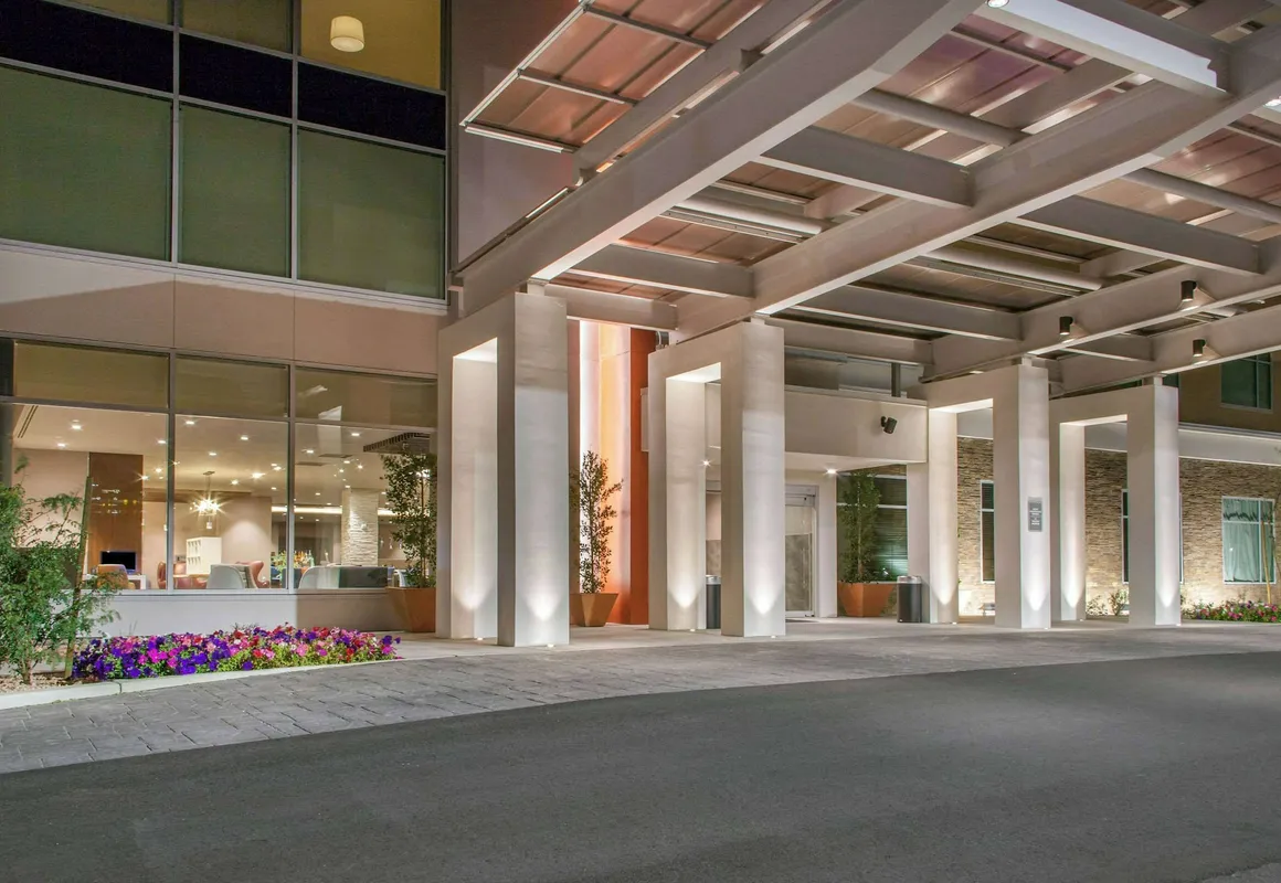 Hilton Garden Inn North Phoenix Scottsdale hotel hero