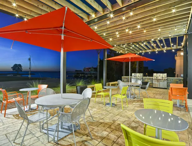 Home2 Suites by Hilton Decatur Ingalls Harbor hotel detail image 3