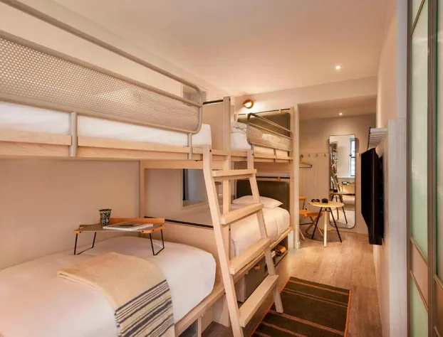 Moxy NYC Times Square hotel detail image 4