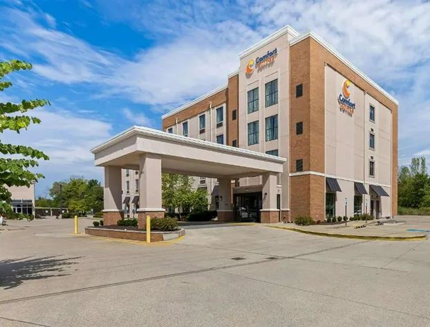 Comfort Suites Columbia I-65 hotel detail image 1